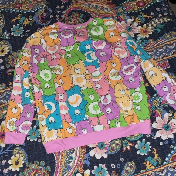 Care Bears sweater - Picture 4 of 4